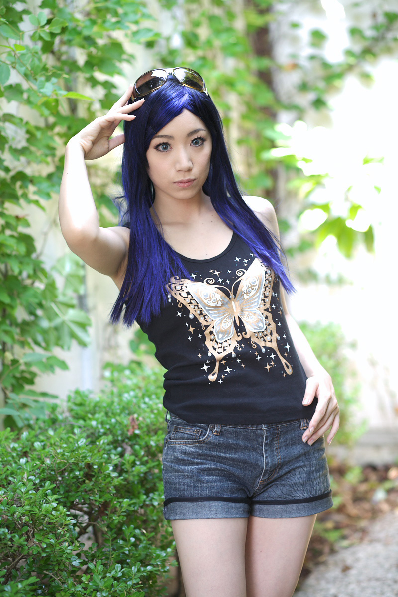 kuga natsuki, miyuki, my-hime, highres, photo (medium), blue hair, cosplay, denim, shorts, sunglasses, tank top