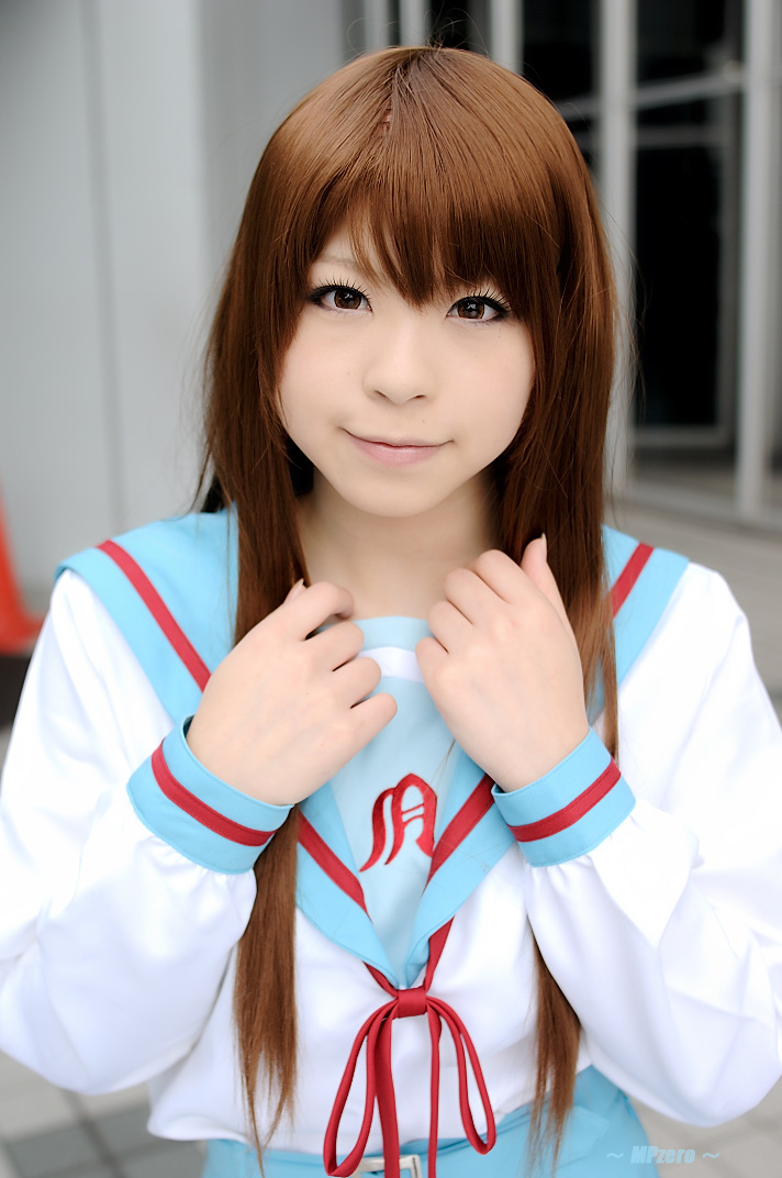 katou mari, asahina mikuru, suzumiya haruhi no yuuutsu, photo (medium), asahina mikuru (cosplay), cosplay, sailor, school uniform, serafuku