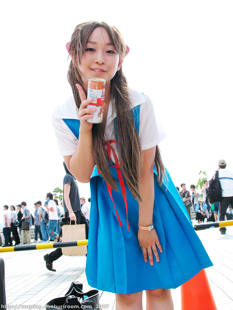 neon genesis evangelion, photo (medium), coffee, cosplay, hairpods, pleated skirt, ryuuge, sailor, school uniform, serafuku, skirt, souryuu asuka langley (cosplay), twintails