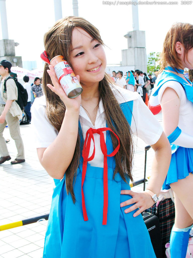 neon genesis evangelion, photo (medium), coffee, cosplay, hairpods, pleated skirt, ryuuge, sailor, school uniform, serafuku, skirt, souryuu asuka langley (cosplay), twintails