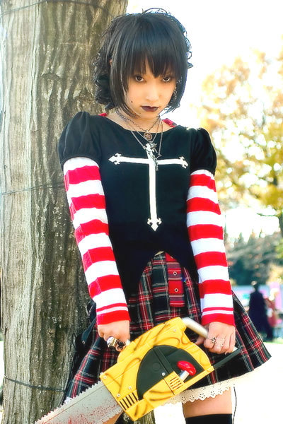 omi gibson, frederica sawyer, black lagoon, striped, photo (medium), asian, chainsaw, cosplay, female focus, frederica sawyer (cosplay), pleated skirt, skirt, thighhighs