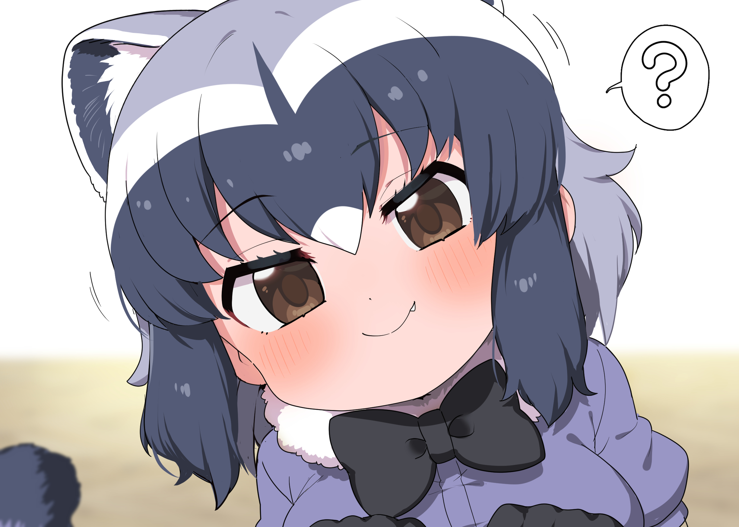 ransusan, common raccoon (kemono friends), kemono friends, commentary, highres, 1girl, ?, alternate breast size (larger), animal ears, black bow, black bowtie, blue hair, blue shirt, blush, bow, bowtie, brown eyes, close-up, extra ears, fang, fang out, fur collar, grey hair, multicolored hair, puffy short sleeves, puffy sleeves, raccoon ears, raccoon girl, shirt, short hair, short sleeves, smile, solo, spoken question mark, tail, white fur, white hair