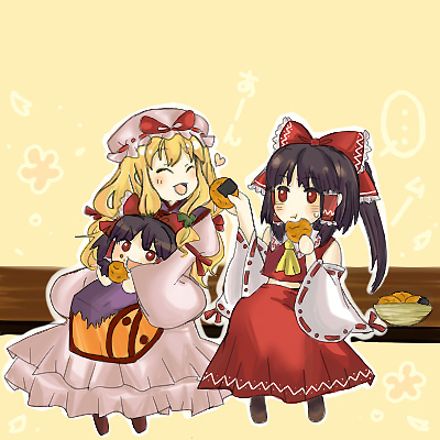 hana sumi, hakurei reimu, yakumo yukari, touhou, lowres, 2girls, eating, female focus, food, heart, multiple girls, senbei, sweatdrop, yukkuri shiteitte ne, yuri