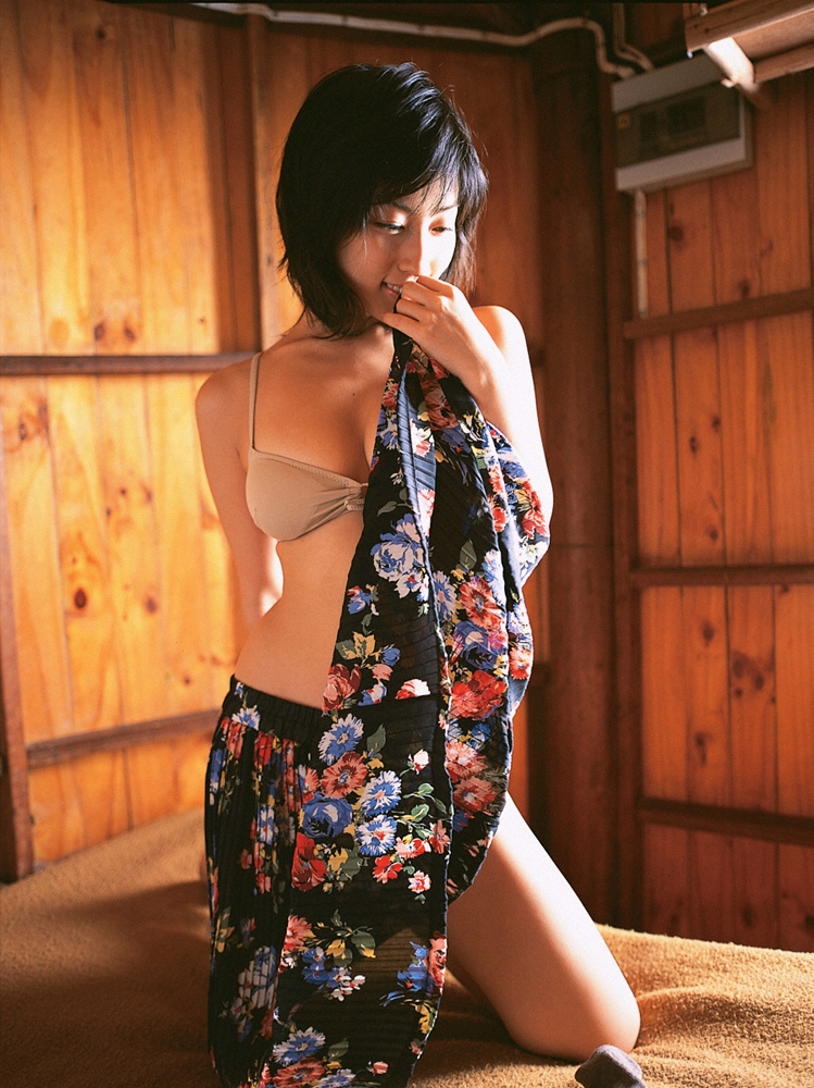 sato hiroko, ysweb vol 32, photo (medium), 1girl, bed, bikini, bikini top only, breasts, cleavage, clothes lift, female focus, indoors, kneeling, skirt, skirt lift, solo, swimsuit