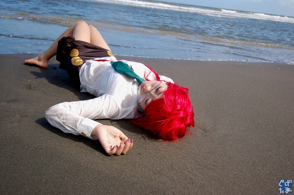 yoko littner, tengen toppa gurren lagann, photo (medium), barefoot, beach, blouse, cosplay, glasses, guge maku 2ex, miniskirt, necktie, red hair, shirt, skirt