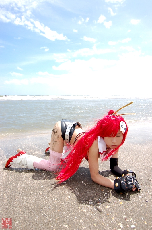 yoko littner, tengen toppa gurren lagann, photo (medium), arm warmers, beach, bikini, bikini top only, boots, chopsticks, cosplay, fingerless gloves, gloves, kudou rou, ocean, red hair, scarf, shorts, swimsuit, thighhighs, wet