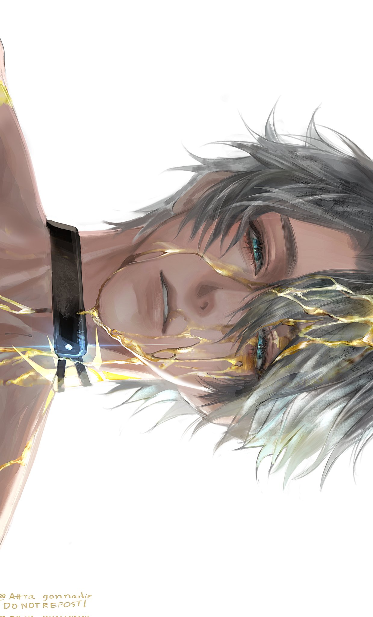 phainon (honkai: star rail), honkai: star rail, honkai (series), commentary, english commentary, highres, 1boy, attra gonnadie, black choker, choker, cracked skin, grey eyes, grey hair, liquid gold, looking at viewer, male focus, nude, parted bangs, parted lips, sideways, simple background, solo, teeth, white background