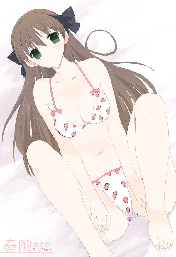 kusaka souji, amatsuka haruka, baby princess, 10s, 1girl, barefoot, bikini, bow, breasts, brown hair, cleavage, feet, female focus, food, food-themed clothes, food print, fruit, fruit print, green eyes, hair bow, long hair, lying, on back, ribbon, solo, strawberry, strawberry print, swimsuit, white bikini