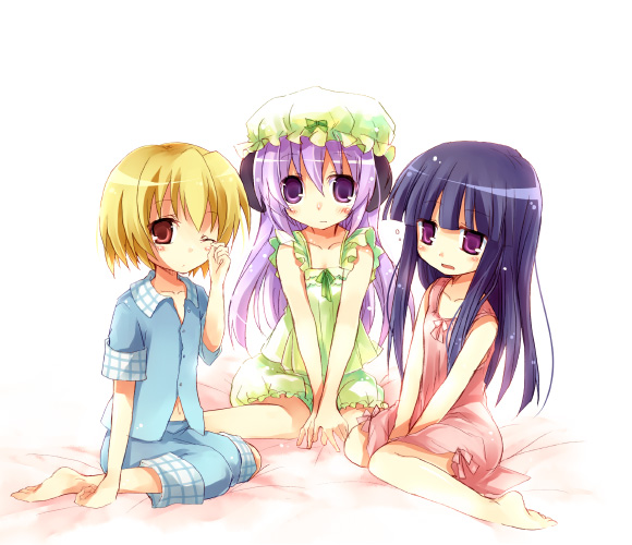 suzushiro kurumi, furude rika, hanyuu, houjou satoko, higurashi no naku koro ni, 00s, 3girls, ;), barefoot, black hair, blonde hair, blush, brown eyes, collarbone, dress, full body, green dress, green skirt, head wreath, long sleeves, looking at viewer, multiple girls, one eye closed, pajamas, pink dress, pink hair, red eyes, short hair, sidelocks, simple background, sitting, skirt, sleeveless, sleeveless dress, smile, soles, toes, wariza, white background