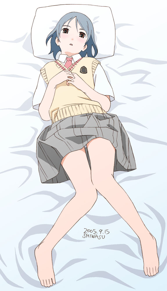 shiwasu takashi, original, bad id, bad pixiv id, barefoot, bed, blue hair, brown eyes, feet, legs, lying, school uniform, serafuku, short hair, skirt, solo
