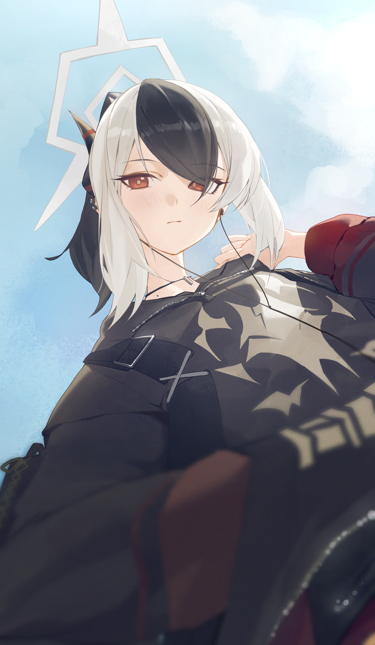 yidh 79, kayoko (blue archive), blue archive, commentary request, highres, 1girl, black hair, black hoodie, blue sky, blush, closed mouth, day, demon girl, demon horns, earphones, from below, grey halo, hair between eyes, halo, hood, hood down, hoodie, horns, long hair, looking at viewer, multicolored hair, sky, solo, streaked hair, white hair