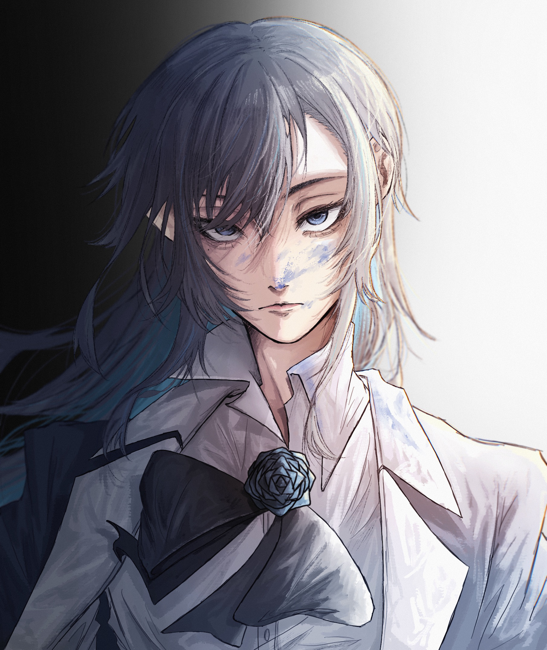 koruko (kaoruko67000), chando (ado), ado (utaite), commentary request, highres, 1girl, aegyo sal, black bow, black bowtie, black hair, blue eyes, blue hair, bow, bowtie, closed mouth, collared shirt, colored inner hair, dress shirt, floating hair, long hair, looking at viewer, mole, mole under eye, multicolored hair, paint splatter, paint splatter on face, shirt, solo, upper body, utaite, white shirt