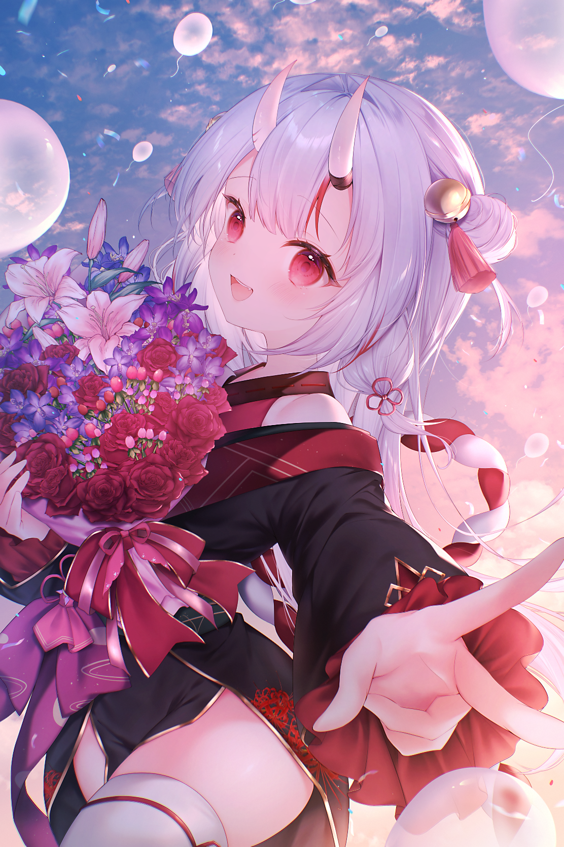 haruhitooo, nakiri ayame, nakiri ayame (1st costume), hololive, commentary, english commentary, highres, 1girl, :d, balloon, bell, black kimono, bouquet, double bun, flower, frilled sleeves, frills, gold trim, gradient hair, grey hair, hair bell, hair between horns, hair bun, hair ornament, holding, holding bouquet, horns, japanese clothes, jingle bell, kimono, kouhaku nawa, long hair, long sleeves, looking at viewer, multicolored hair, off shoulder, oni, open mouth, outdoors, red eyes, red hair, red kimono, rope, shimenawa, short kimono, skin-covered horns, sleeveless, sleeveless kimono, smile, solo, streaked hair, tabi, thighhighs, two side up, v, virtual youtuber, white thighhighs, wide sleeves