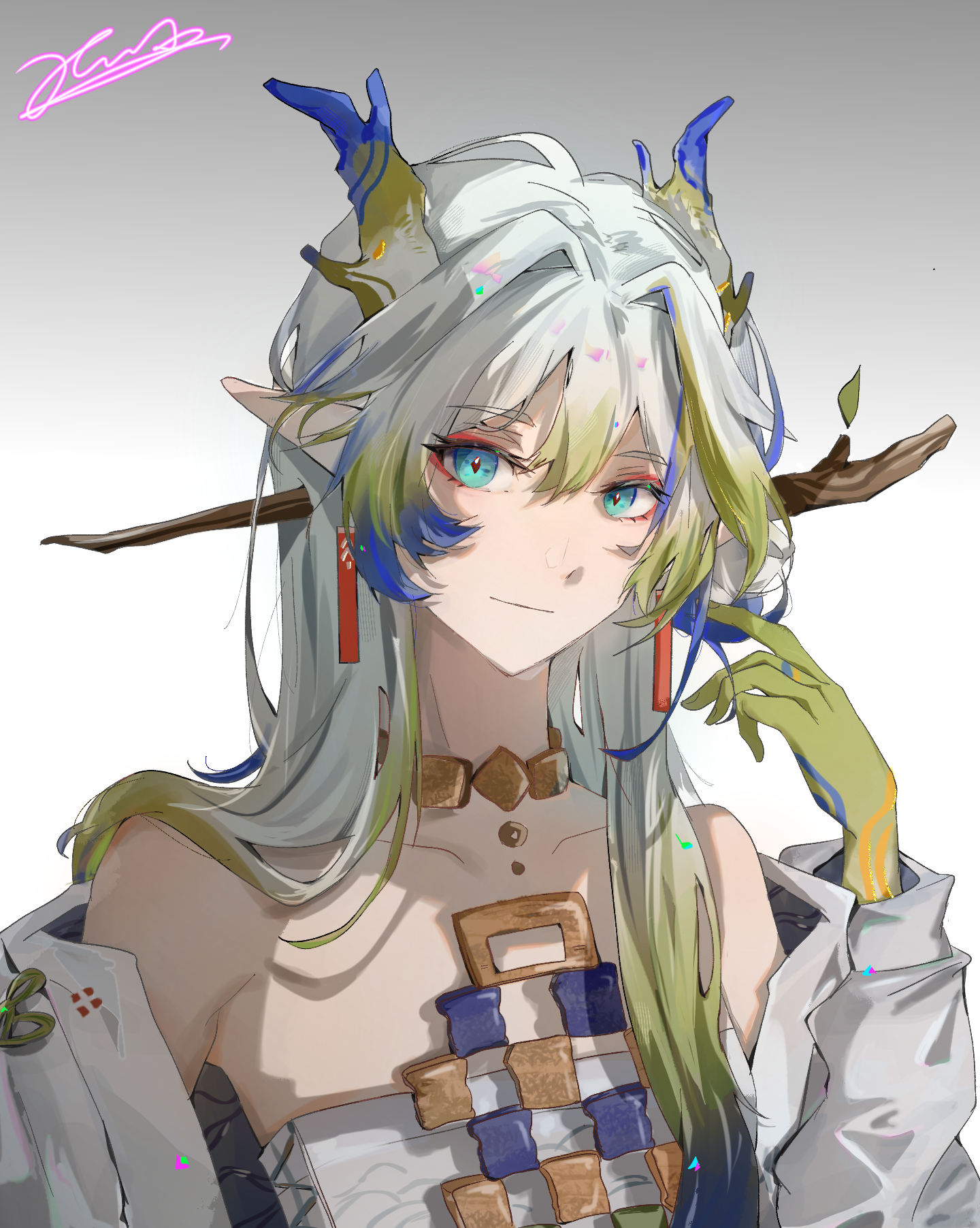 shu (arknights), arknights, chinese commentary, commentary request, highres, 1girl, aqua eyes, bare shoulders, blonde hair, blue hair, closed mouth, collarbone, colored extremities, daihao1863, dragon girl, dragon horns, earrings, eyeliner, fingernails, gradient background, grey background, grey jacket, hair between eyes, hair intakes, hand in own hair, hand up, horns, jacket, jewelry, light smile, long hair, long sleeves, looking at viewer, makeup, multicolored hair, necklace, off shoulder, orange eyeliner, pointy ears, portrait, signature, solo, white background, white hair