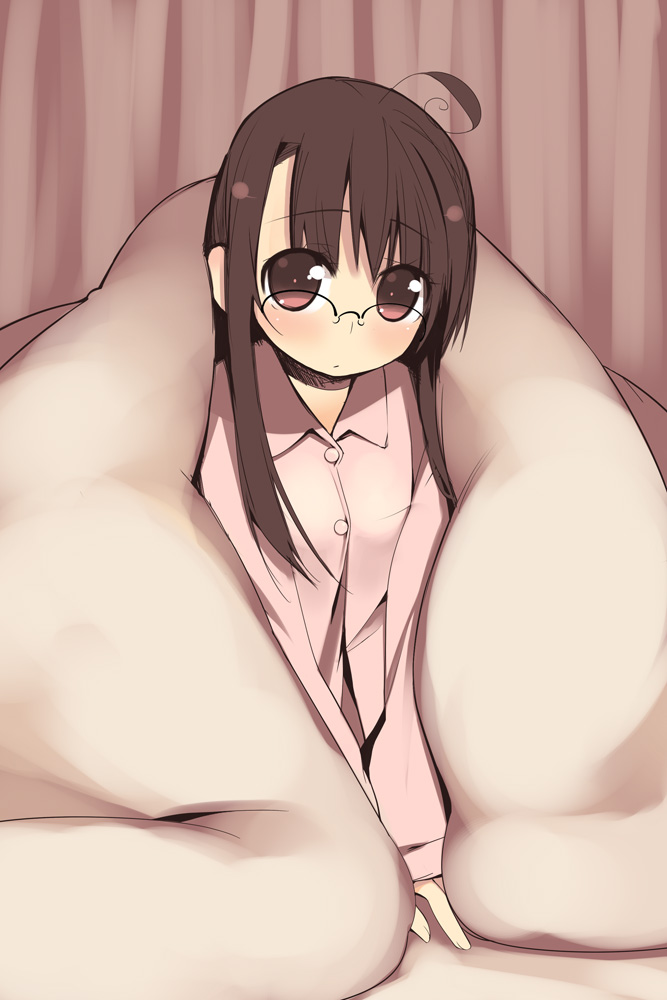 kashiwamochi yomogi, arima senne, original, 1girl, ahoge, blush, female focus, glasses, long hair, pajamas, solo