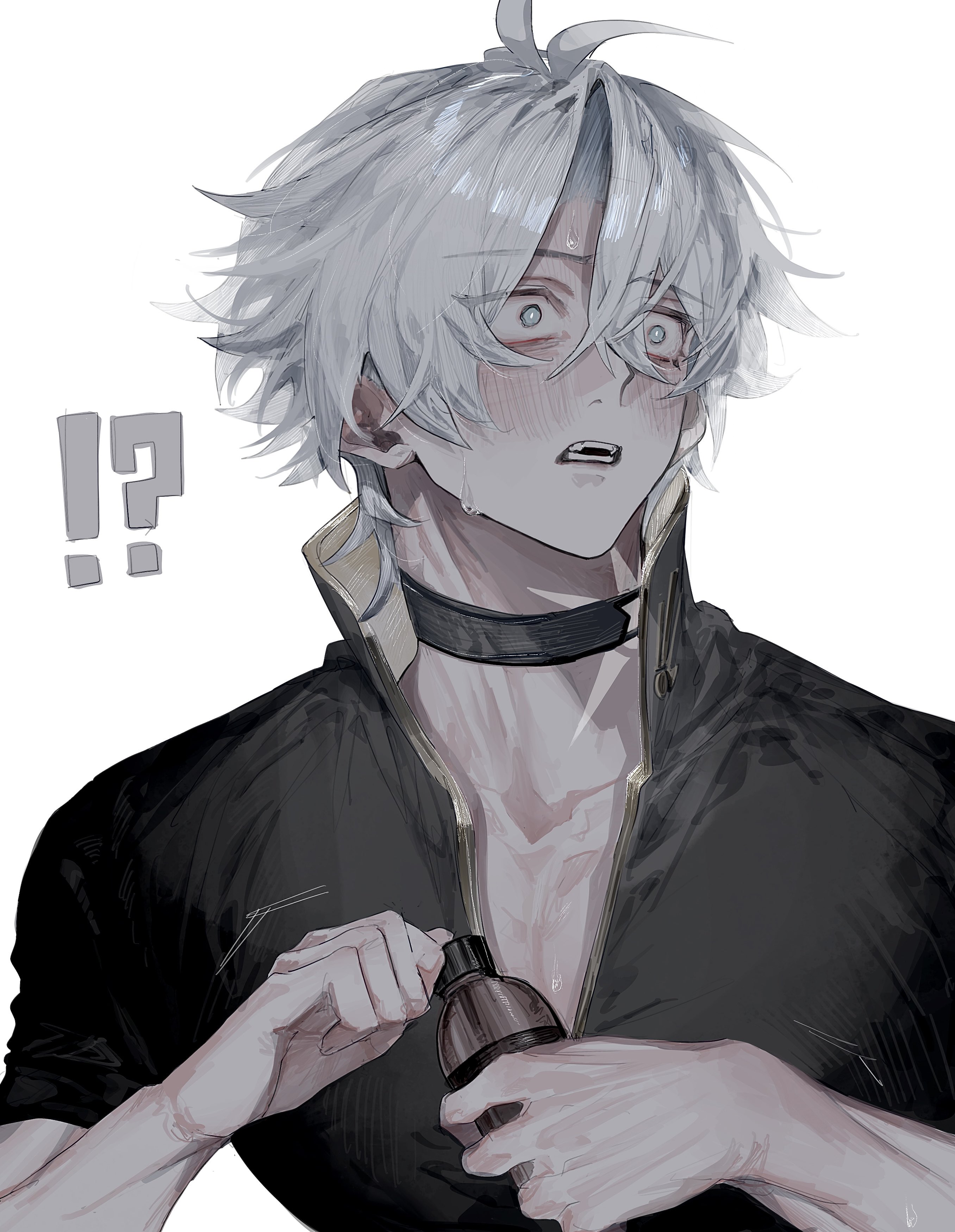 sunset 1830, phainon (honkai: star rail), honkai: star rail, honkai (series), absurdres, highres, !?, 1boy, black choker, black shirt, blue eyes, blush, choker, crossed bangs, grey hair, hair between eyes, male focus, neck tattoo, open clothes, open mouth, open shirt, parted bangs, pectoral cleavage, pectorals, shirt, short hair, simple background, solo, sweat, tattoo, teeth, upper body, white background, yellow pupils