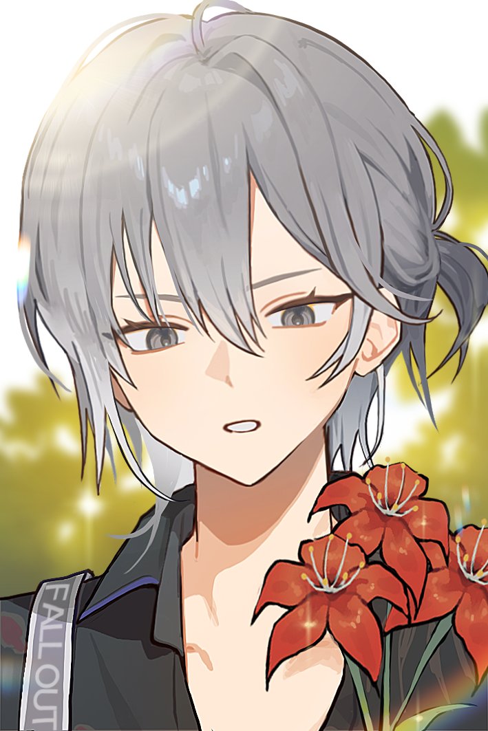 18trip, commentary, korean commentary, 1boy, 2×4 2in4, black shirt, blurry, blurry background, flower, grey eyes, grey hair, hachinoya nagi, half updo, lens flare, male focus, medium hair, parted lips, portrait, red flower, shirt, solo