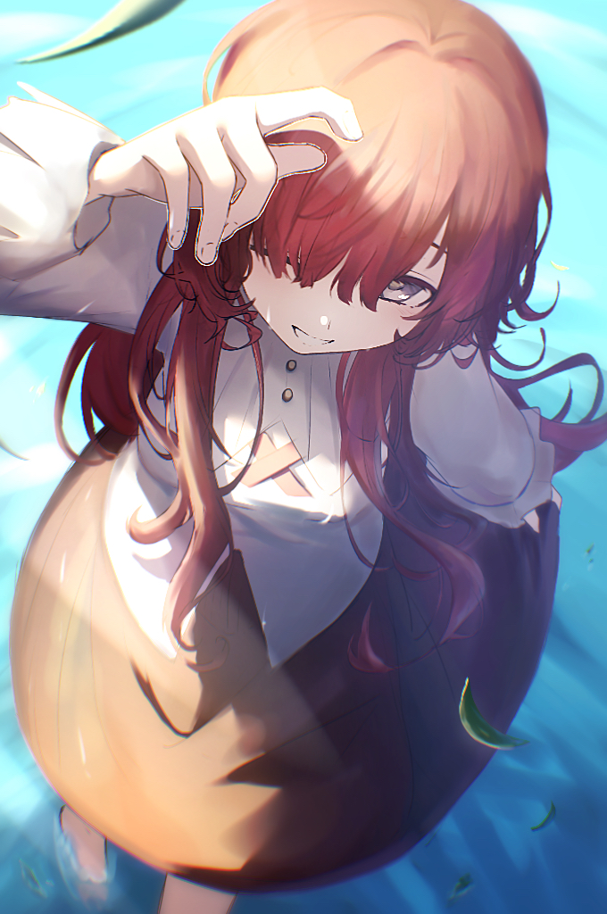 yenisei (reverse:1999), reverse:1999, 1girl, blue eyes, feet out of frame, from above, grin, hair over one eye, hand up, long hair, looking at viewer, manaringo23, one eye closed, red hair, red skirt, shirt, skirt, smile, solo, wading, water, white shirt