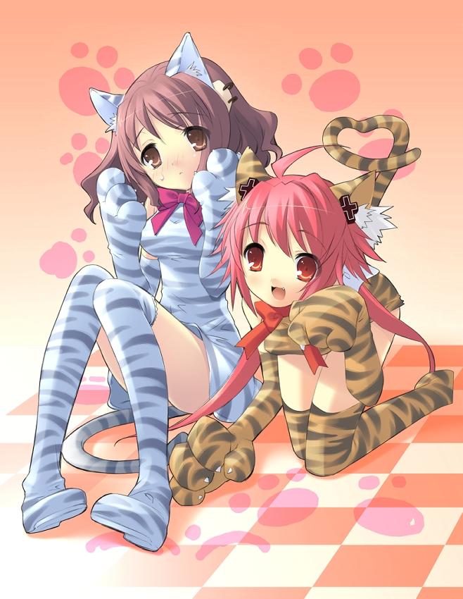 ito noizi, momose hikaru, takanashi homare, peace@pieces, striped, ahoge, animal ears, bow, brown eyes, brown hair, cat ears, dress, fang, gloves, long hair, paw gloves, pink hair, red eyes, short hair, thighhighs, twintails