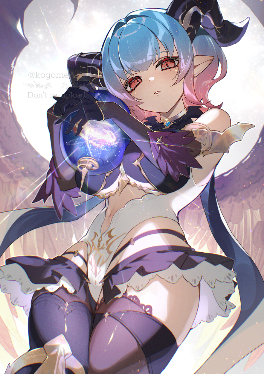 kogome (azalea4), berceau (granblue fantasy), granblue fantasy, highres, 1girl, blue hair, breasts, clothing cutout, demon horns, draph, elbow gloves, gloves, goat horns, hip vent, holding, horns, large breasts, looking at viewer, multicolored hair, navel, pink hair, pointy ears, red eyes, solo, stomach cutout, thighhighs, thighs, two-tone hair