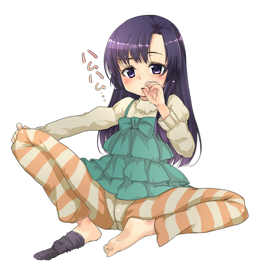 mune, kuhouin murasaki, kure-nai, kurenai, striped, 00s, 1girl, barefoot, blush, feet, female focus, finger to mouth, long hair, purple eyes, purple hair, single sock, sock dangle, sock pull, socks, solo, spread legs, thumb sucking