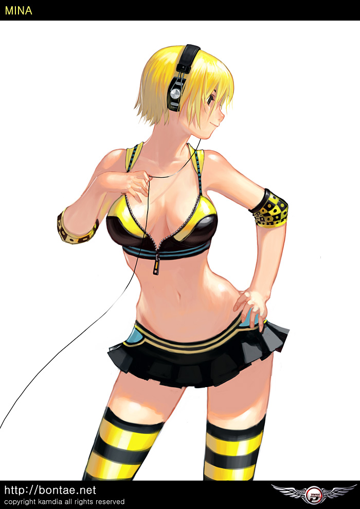 kamdia, l (djmax), djmax, djmax portable, 1girl, blonde hair, breasts, cleavage, female focus, hand on own hip, headphones, large breasts, microskirt, midriff, plaid clothes, plaid skirt, short hair, skirt, solo, sports bra, striped clothes, striped thighhighs, thighhighs