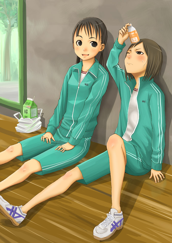 okiru, bad id, bad pixiv id, 2girls, black eyes, black hair, blush, brown hair, drink, drinking straw, gym uniform, long hair, milk, multiple girls, short hair, sitting, smile, twintails