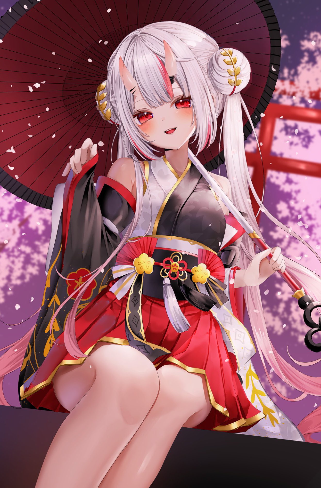 ohagetty, nakiri ayame, hololive, commentary request, highres, 1girl, :d, asymmetrical sleeves, black kimono, black sleeves, center-flap bangs, detached sleeves, double bun, falling petals, floral print, floral print kimono, gold trim, gradient hair, grey hair, hair between horns, hair bun, hakama, hakama short skirt, hakama skirt, holding, holding umbrella, horns, japanese clothes, kimono, long hair, looking at viewer, mismatched sleeves, multicolored hair, nakiri ayame (8th costume), official alternate costume, official alternate hairstyle, oil-paper umbrella, oni, open mouth, outdoors, petals, print kimono, red eyes, red hair, red hakama, red umbrella, sitting, skin-covered horns, skirt, smile, solo, streaked hair, teeth, torii, twintails, umbrella, upper teeth only, very long hair, virtual youtuber, white kimono, white sleeves, wide sleeves