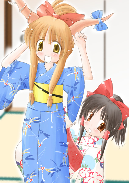 hakurei reimu, ibuki suika, touhou, 2girls, female focus, horns, indoors, japanese clothes, kimono, multiple girls, yukata