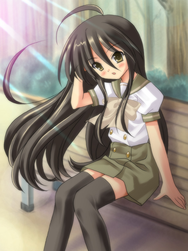 ryunnu, shana, shakugan no shana, 00s, black hair, blush, green eyes, long hair, school uniform, serafuku, solo, thighhighs, zettai ryouiki