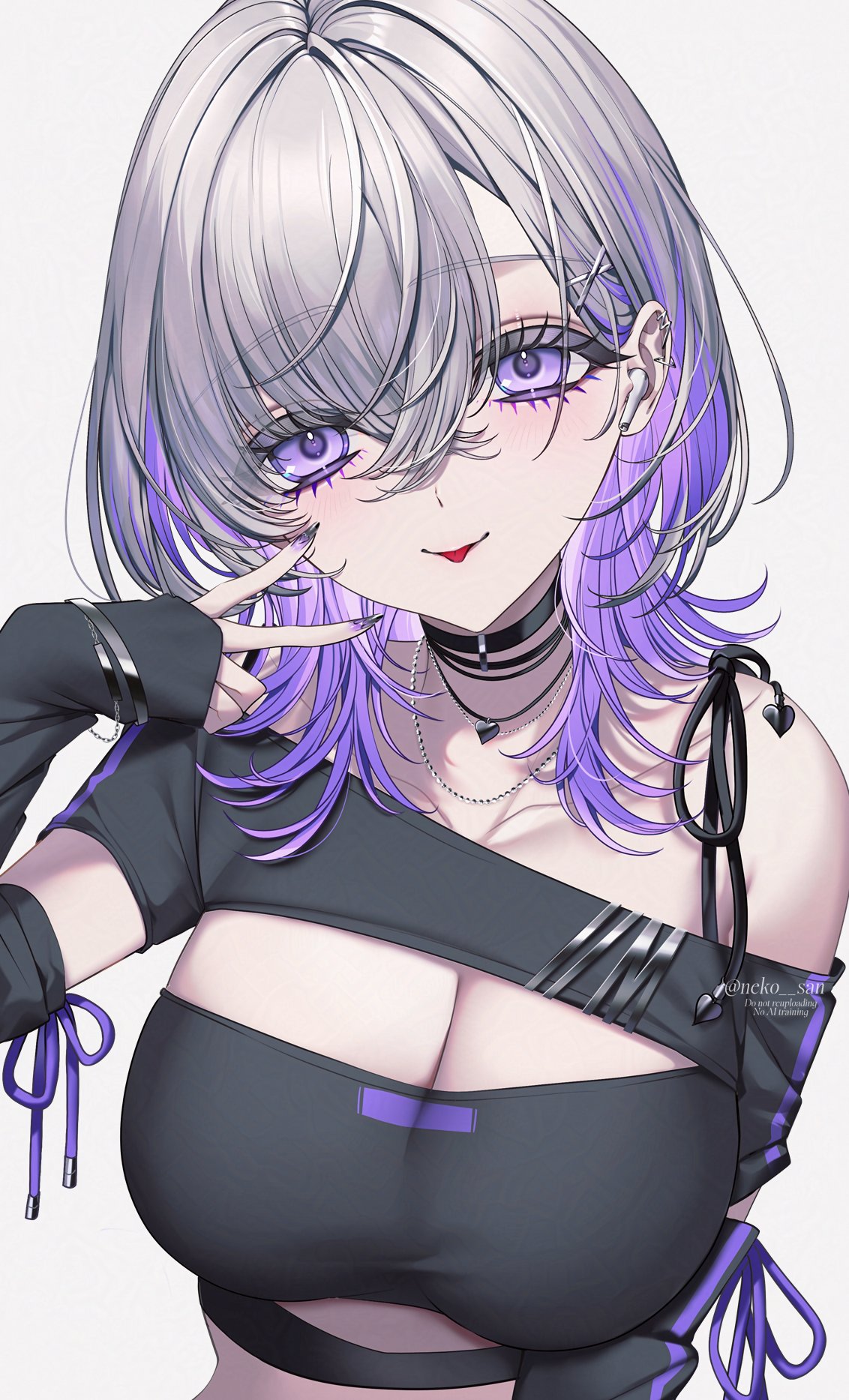 neko-san (dim.dream), monami (neko-san (dim.dream)), original, commentary request, highres, 1girl, black choker, black shirt, blush, breasts, choker, cleavage, collarbone, colored inner hair, grey background, grey hair, hair between eyes, hair ornament, hand up, jewelry, large breasts, looking at viewer, medium hair, multicolored hair, necklace, purple eyes, purple hair, shirt, simple background, solo, tongue, tongue out, upper body, v, x hair ornament