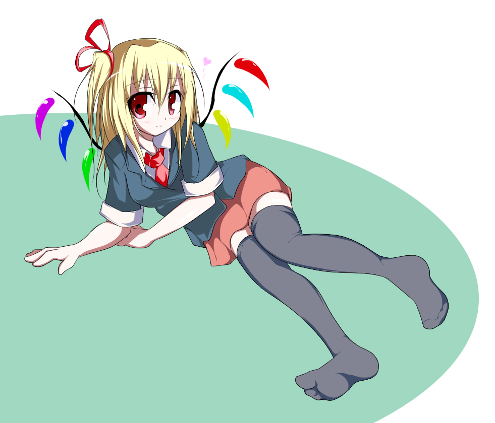 oouso, flandre scarlet, touhou, 1girl, alternate costume, black thighhighs, blonde hair, blouse, blush, collared shirt, female focus, full body, green background, necktie, ponytail, red necktie, ribbon, shirt, short hair, skirt, sleeves rolled up, solo, thighhighs, white background, white shirt, wings