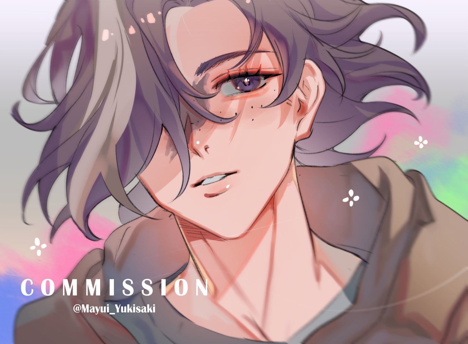 yukisaki mayui, original, commentary, commission, english commentary, 1boy, blurry, blurry background, freckles, grey hair, hair over one eye, hood, hood down, looking at viewer, male focus, multicolored hair, one eye covered, parted bangs, parted lips, portrait, purple eyes, short hair, solo, streaked hair
