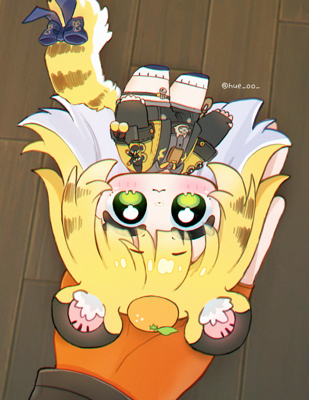hue oo, belle (zenless zone zero), ju fufu, zenless zone zero, bilingual commentary, commentary, english commentary, highres, korean commentary, mixed-language commentary, photo-referenced, 2girls, animal ear fluff, animal ears, black gloves, black shorts, blonde hair, blue bow, blue shoes, blush, bow, brown shirt, chibi, closed mouth, fingerless gloves, food, food on head, fruit, fruit on head, gloves, green eyes, in palm, jacket, long hair, mandarin orange, multicolored hair, multiple girls, object on head, open clothes, open jacket, shirt, shoes, shorts, socks, solo focus, tail, tail bow, tail ornament, thigh strap, tiger ears, tiger girl, tiger tail, twitter username, two-tone hair, white hair, white socks, wooden floor, yellow jacket