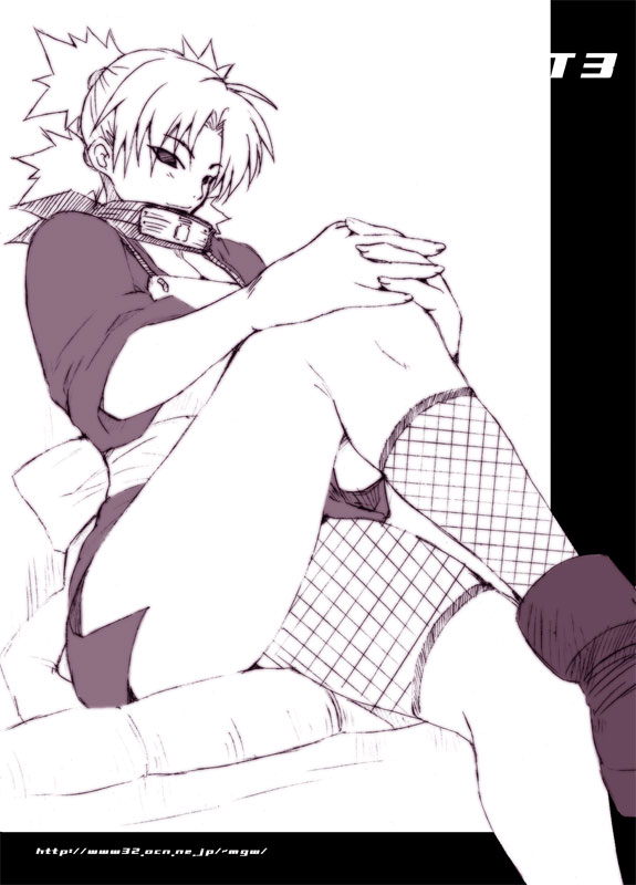 isou doubaku, temari (naruto), naruto (classic), naruto (series), 1girl, breasts, cleavage, female focus, fishnets, legs, monochrome, ninja, purple theme, solo