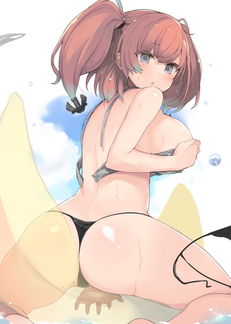 shin (new), atlanta (kancolle), atlanta (swimsuit) (kancolle), kantai collection, 1girl, anchor hair ornament, ass, banana boat, bikini, black bikini, blush, breasts, brown hair, cloud, from behind, grey bikini, grey eyes, hair ornament, large breasts, looking at viewer, looking back, parted lips, sky, solo, swimsuit, two side up, untied bikini top, water drop, wet