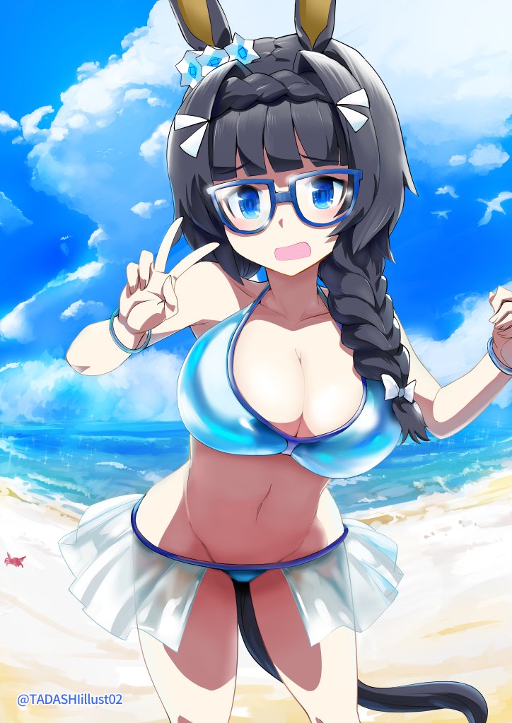 sinzan, zenno rob roy (umamusume), umamusume, commentary request, 1girl, animal ears, beach, bikini, blue eyes, blush, braid, breasts, cleavage, collarbone, glasses, hair between eyes, hair ornament, horse ears, horse tail, large breasts, long hair, navel, ocean, open mouth, sky, solo, swimsuit, tail, twitter username, v