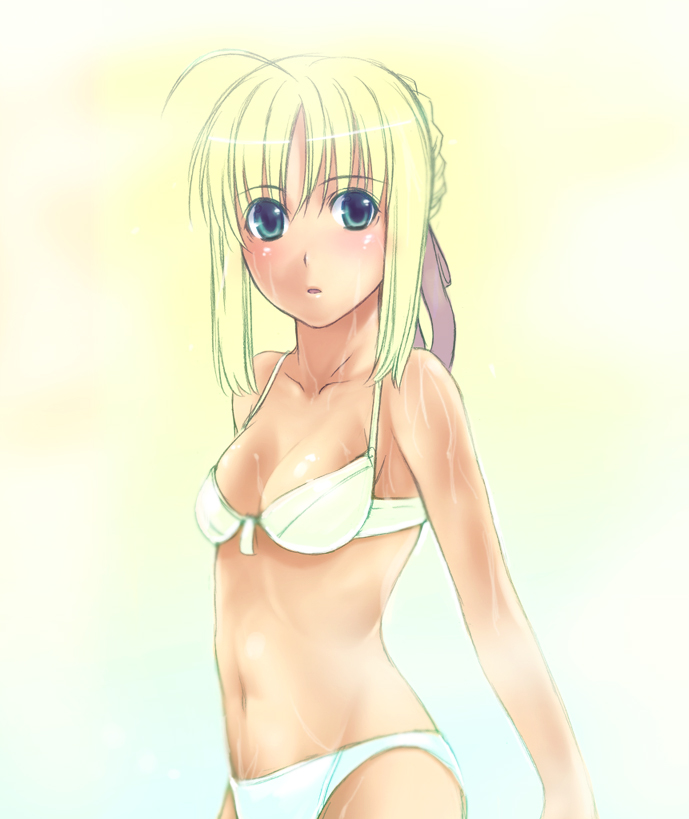 artoria pendragon (fate), saber (fate), fate/stay night, fate (series), 00s, bikini, blonde hair, green eyes, solo, swimsuit