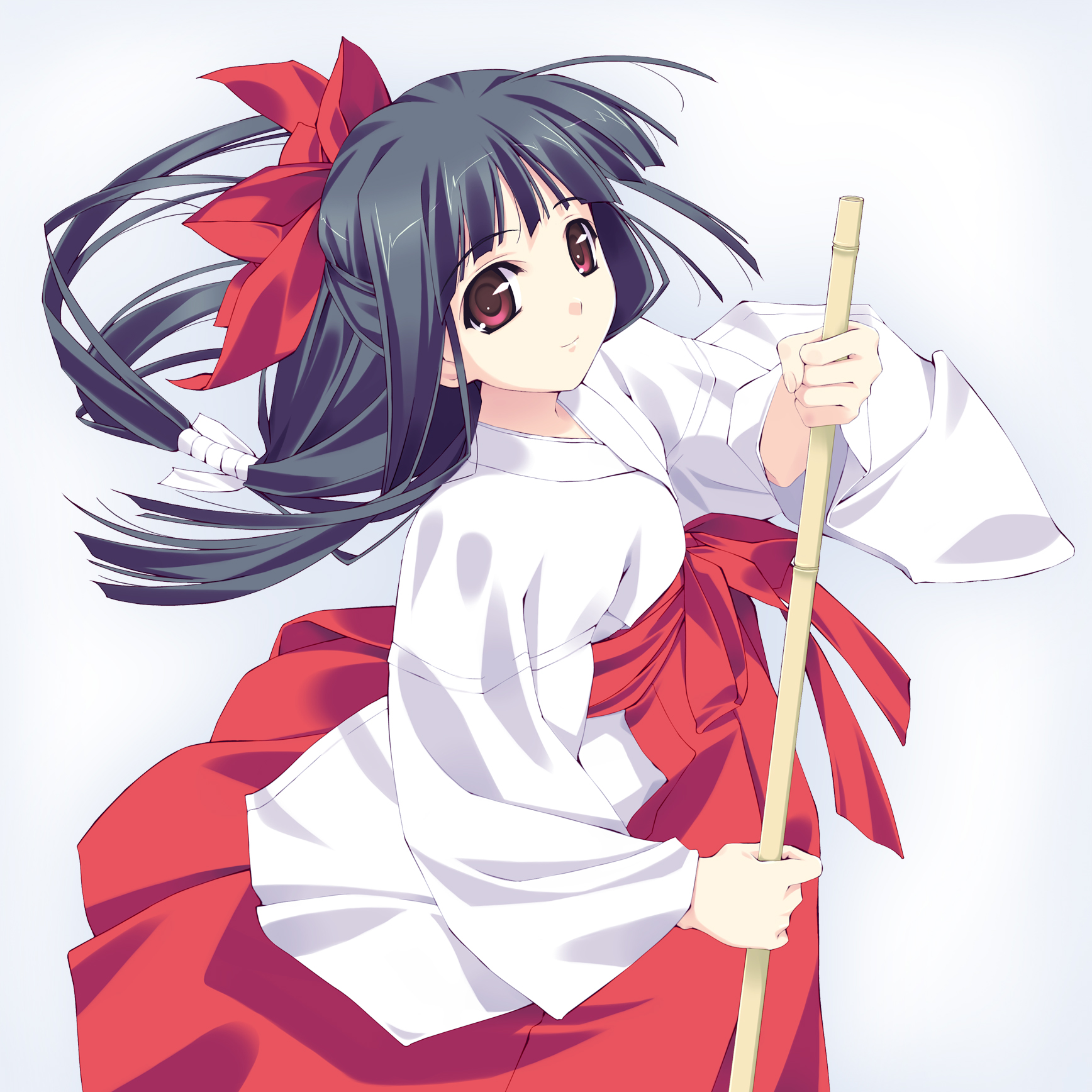 murakami suigun, f-ism, original, highres, 1girl, bamboo broom, black hair, bow, broom, female focus, floating hair, hair bow, hair ribbon, hakama, hakama skirt, japanese clothes, long hair, looking at viewer, low-tied long hair, miko, red eyes, red hakama, ribbon, skirt, smile, solo, very long hair