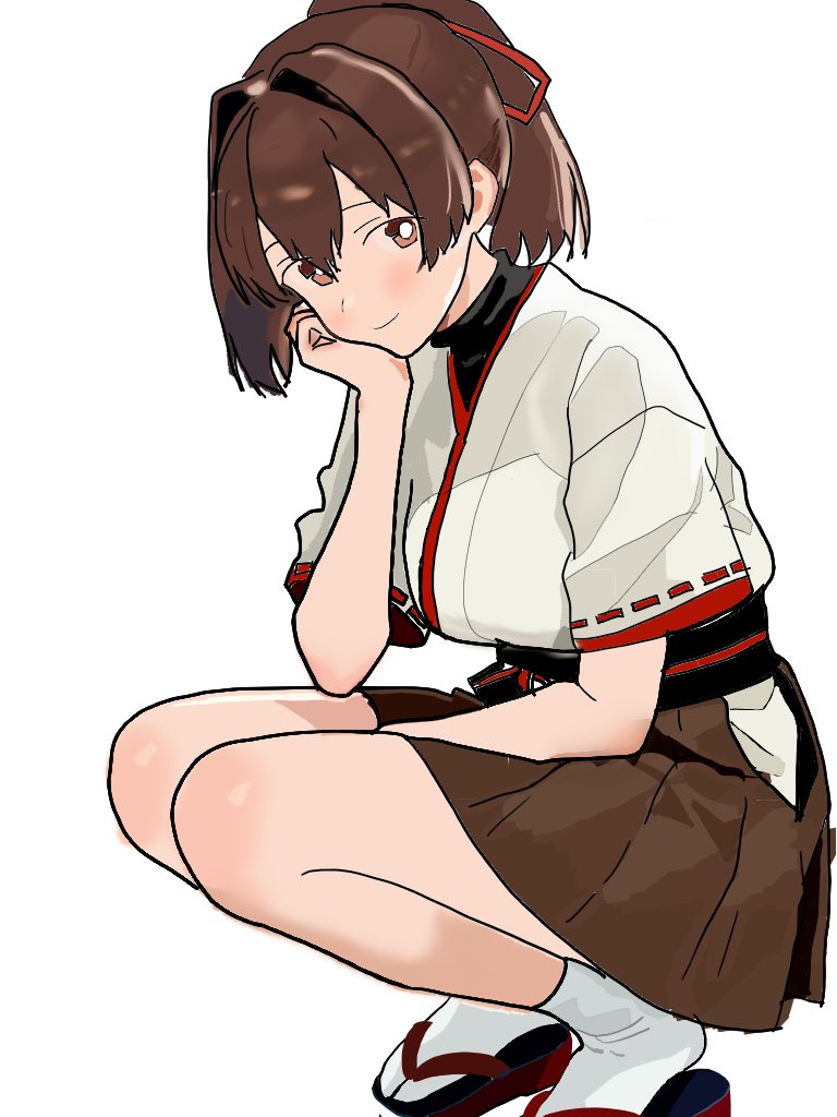 ise (kancolle), ise kai ni (kancolle), kantai collection, commentary request, 1girl, brown eyes, brown hair, brown hakama, brown skirt, hair ribbon, hakama, hakama short skirt, hakama skirt, hand on own face, ise ebi to hyuuga natsu mikan, japanese clothes, kimono, looking at viewer, pleated skirt, ponytail, ribbon, simple background, skirt, socks, solo, squatting, undershirt, white background, white kimono, white socks