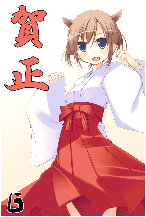 jirou (chekoro), 1girl, animal ears, blue eyes, female focus, hakama, hakama skirt, japanese clothes, miko, red hakama, skirt, solo