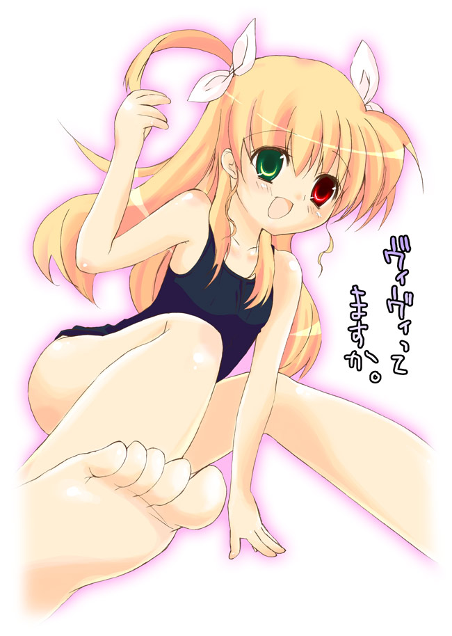 yu yu, vivio, lyrical nanoha, mahou shoujo lyrical nanoha, mahou shoujo lyrical nanoha strikers, translation request, 00s, 1girl, barefoot, black one-piece swimsuit, blonde hair, blush, feet, female focus, flat chest, green eyes, heterochromia, long hair, moe (phrase), one-piece swimsuit, open mouth, red eyes, school swimsuit, soles, solo, swimsuit, toes, twintails, two side up