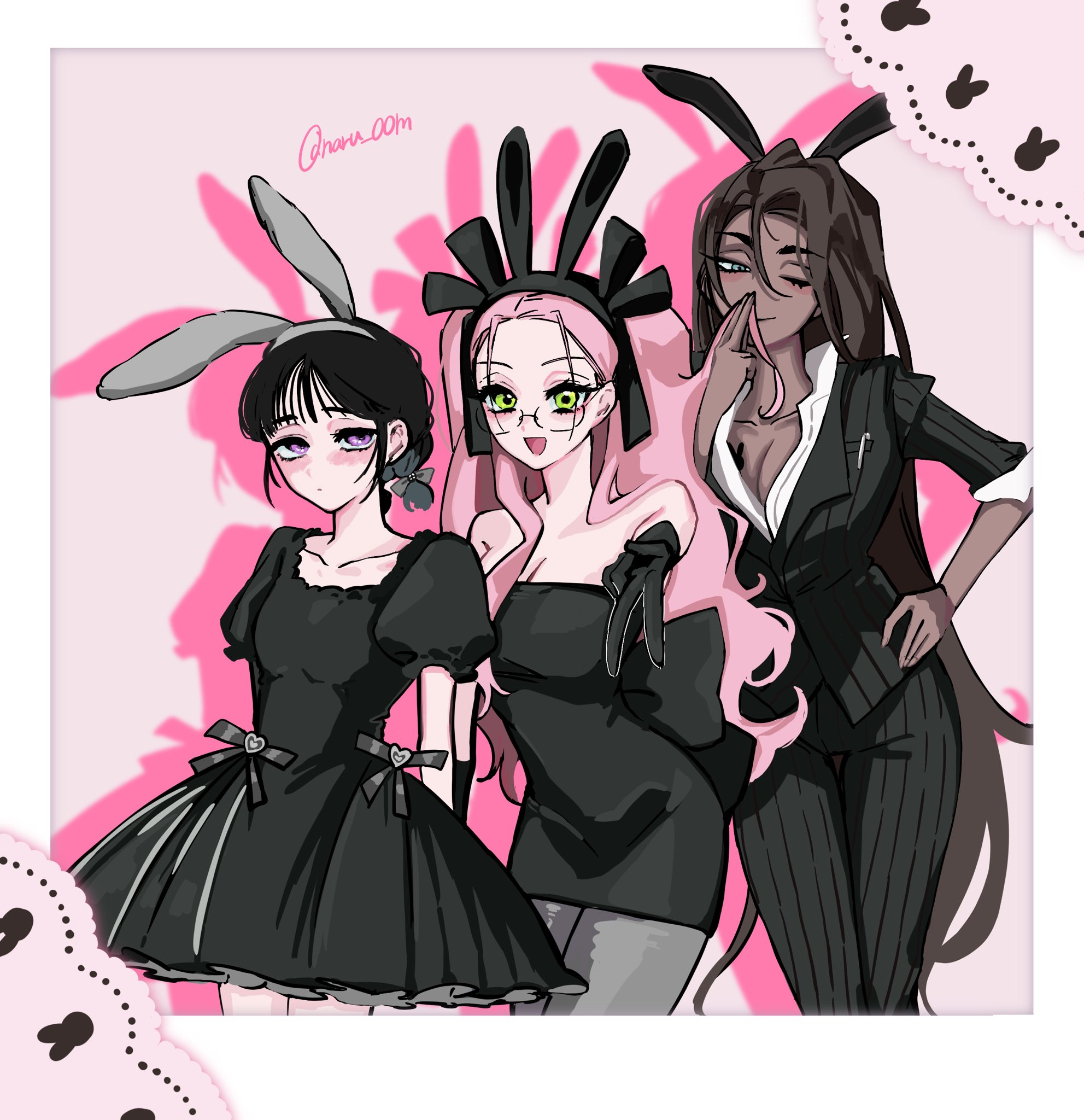 hyuna (alien stage), mizi (alien stage), sua (alien stage), alien stage, commentary request, highres, 3girls, animal ears, bare shoulders, black dress, black gloves, black hair, black jacket, black pants, black suit, breast pocket, breasts, brown hair, chest tattoo, cleavage, closed mouth, dark-skinned female, dark skin, dress, fake animal ears, formal clothes, glasses, gloves, green eyes, grey eyes, gyaru v, hand on own hip, holding another's hair, jacket, low twintails, multiple girls, naru 00m, official alternate costume, open mouth, pants, pink hair, pocket, puffy short sleeves, puffy sleeves, purple eyes, rabbit ears, rabbit tattoo, shadow, short dress, short sleeves, short twintails, signature, smile, strapless, strapless dress, striped clothes, striped jacket, striped pants, suit, tattoo, twintails, two side up, v, vertical-striped clothes, vertical-striped jacket, vertical-striped pants