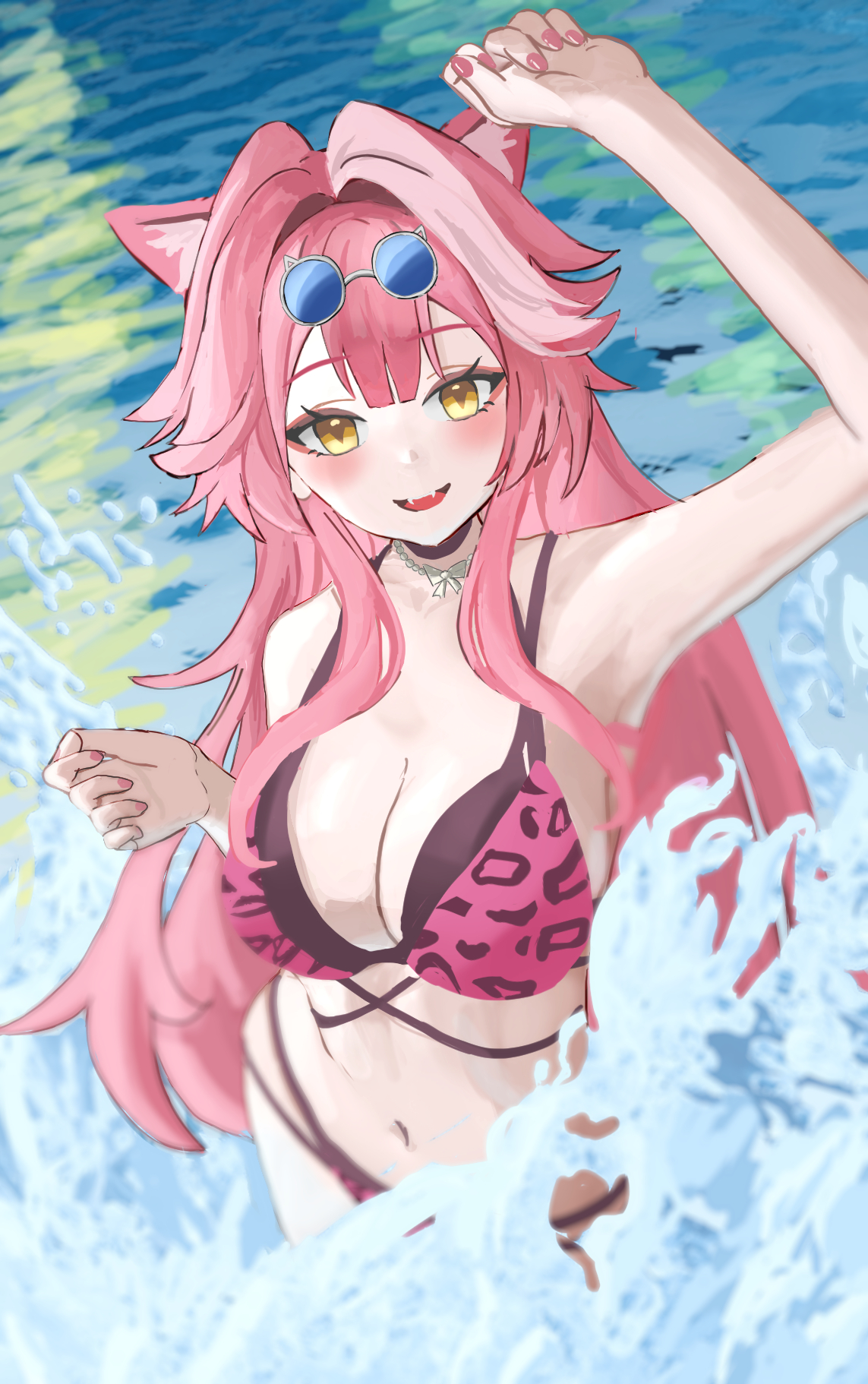 nonono 0147, raora panthera, hololive, hololive english, commentary, highres, 1girl, animal ears, animal print, arm up, bikini, black bikini, black choker, blue-tinted eyewear, blush, bow, breasts, choker, cleavage, collarbone, eyewear on head, fangs, fingernails, grey-framed eyewear, hair intakes, large breasts, leopard print, leopard print bikini, long hair, looking at viewer, multicolored hair, nail polish, navel, open mouth, panther ears, panther girl, pink bikini, pink hair, pink nails, smile, solo, stomach, streaked hair, sunglasses, swimsuit, teeth, thighs, tinted eyewear, two-tone hair, upper teeth only, virtual youtuber, water, white bow, yellow eyes