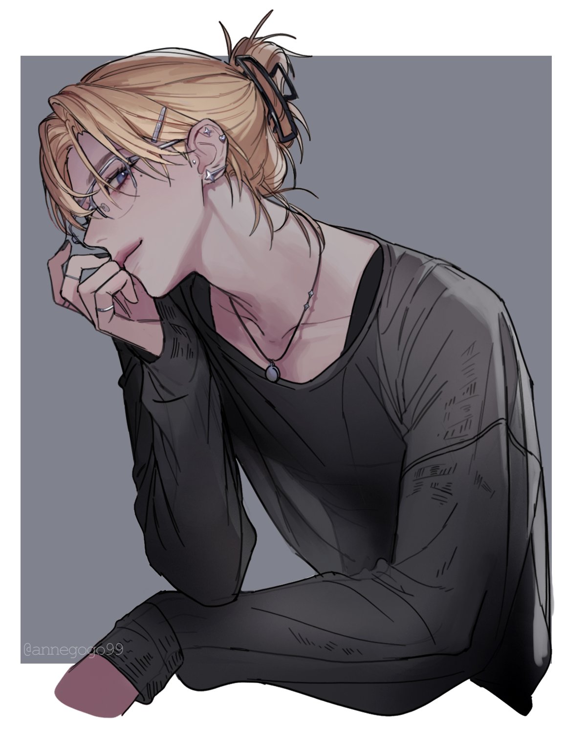 annegogo99, commentary, highres, korean commentary, 1boy, arm rest, black shirt, blonde hair, blue eyes, border, claw hair clip, closed mouth, cropped arm, ear piercing, glasses, hair ornament, hairclip, hand rest, head tilt, jewelry, k-pop, long sleeves, male focus, mole, mole under eye, multiple rings, necklace, noah (plave), parted bangs, pendant, piercing, plave, ring, shirt, sleeves past wrists, smile, solo, upper body