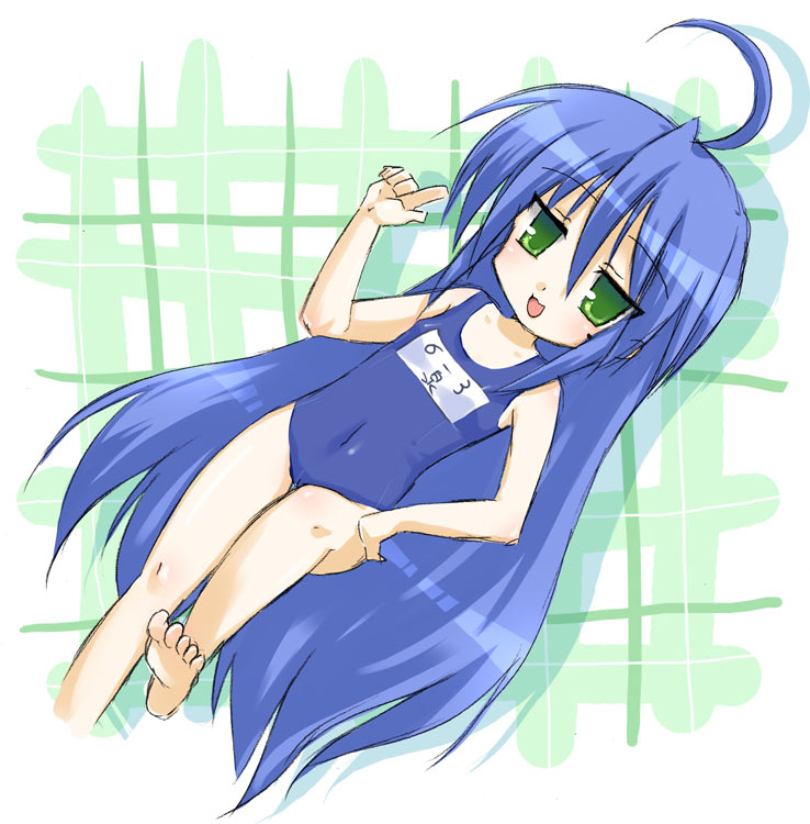 akino ochiba, izumi konata, lucky star, 00s, 1girl, barefoot, female focus, loli, mole, mole under eye, name tag, one-piece swimsuit, school swimsuit, solo, swimsuit