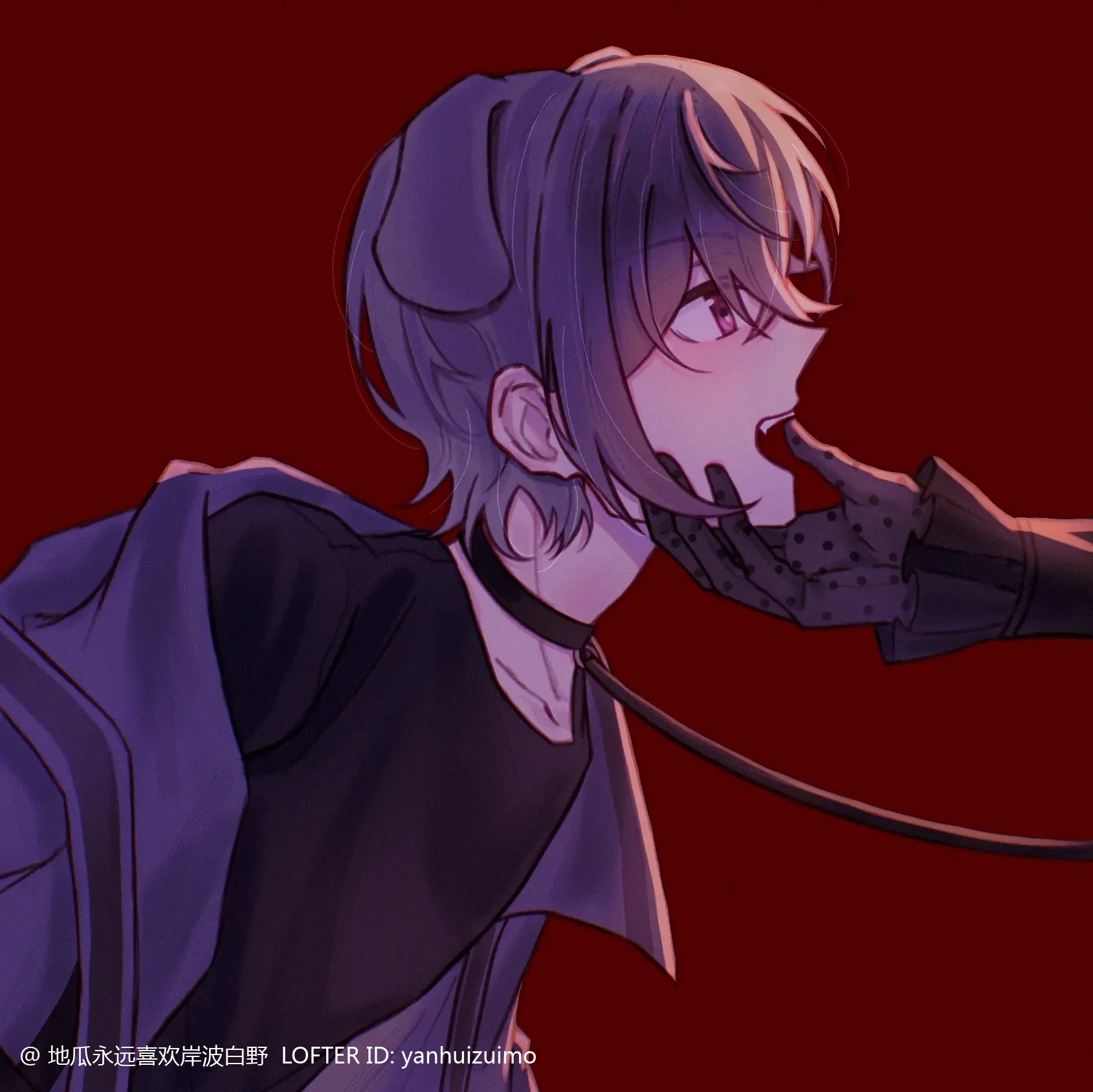yanhuizuimo, oblivionis (bang dream!), takamatsu tomori, togawa sakiko, bang dream!, bang dream! it's mygo!!!!!, chinese commentary, commentary request, highres, 2girls, animal ears, black choker, black gloves, black shirt, choker, dog ears, dog girl, fangs, gloves, hand on another's chin, holding, holding leash, kemonomimi mode, leash, multiple girls, o-ring, o-ring choker, purple eyes, red background, shirt, solo focus, yuri