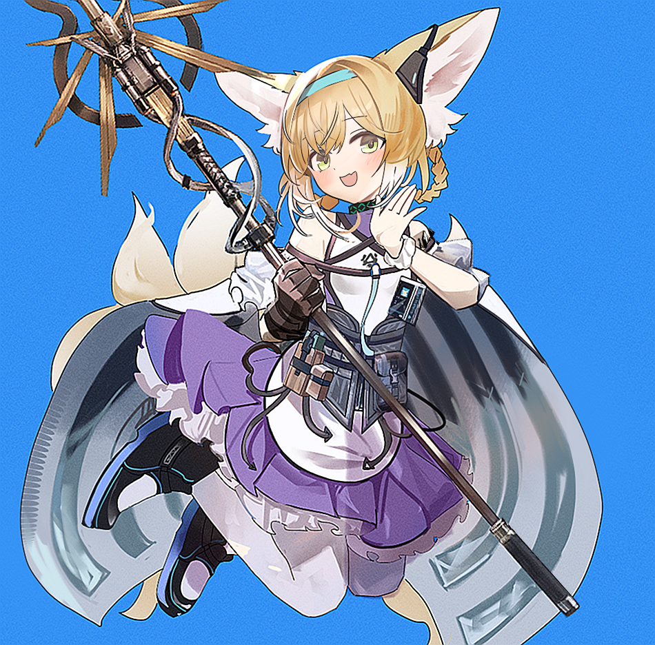 ricefox (nonametofu), infection monitor (arknights), suzuran (arknights), arknights, commentary request, korean commentary, 1girl, animal ears, black gloves, black shoes, blonde hair, blue background, blue hairband, braid, braided hair rings, dress, earpiece, fang, fox ears, fox girl, fox tail, frilled dress, frills, gloves, green eyes, hair rings, hairband, holding, holding staff, kitsune, kyuubi, material growth, multiple tails, open mouth, oripathy lesion (arknights), pantyhose, purple dress, shoes, short hair, simple background, single glove, skin fang, solo, staff, tail, twin braids, white pantyhose
