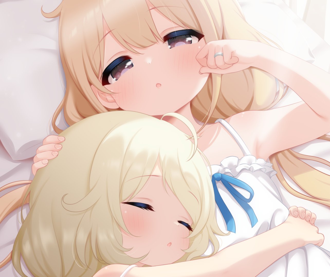hosizora mikoto, futaba anzu, yusa kozue, idolmaster, idolmaster cinderella girls, 2girls, ahoge, blonde hair, closed eyes, dress, low twintails, lying, multiple girls, sleeping, twintails, white dress