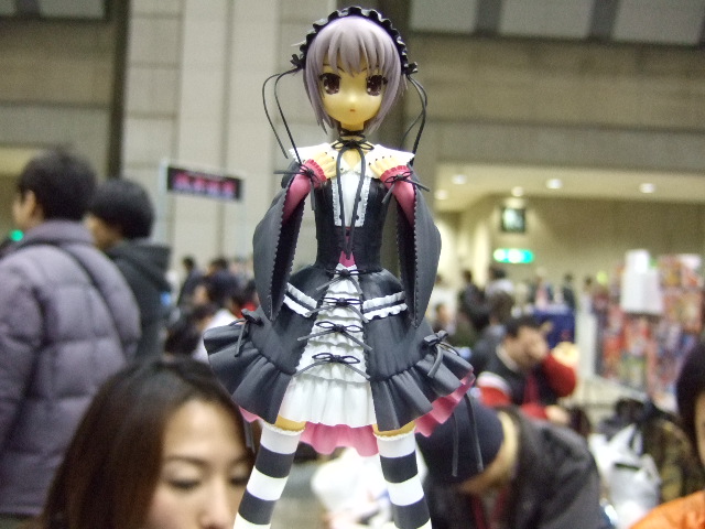 nagato yuki, suzumiya haruhi no yuuutsu, striped legwear, photo (medium), 00s, bonnet, dress, figure, figure (medium), goth fashion, gothic lolita, lolita fashion, striped clothes, striped thighhighs, thighhighs